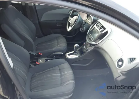 2017 Chevrolet Sonic Lt Auto из США, поврежденный, VIN 1G1JD5SH9H4112723